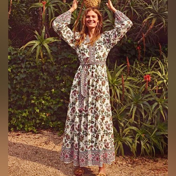 boden amelia cotton maxi dress Boden Amelia cotton maxi dress v neck paisley floral print size US 2